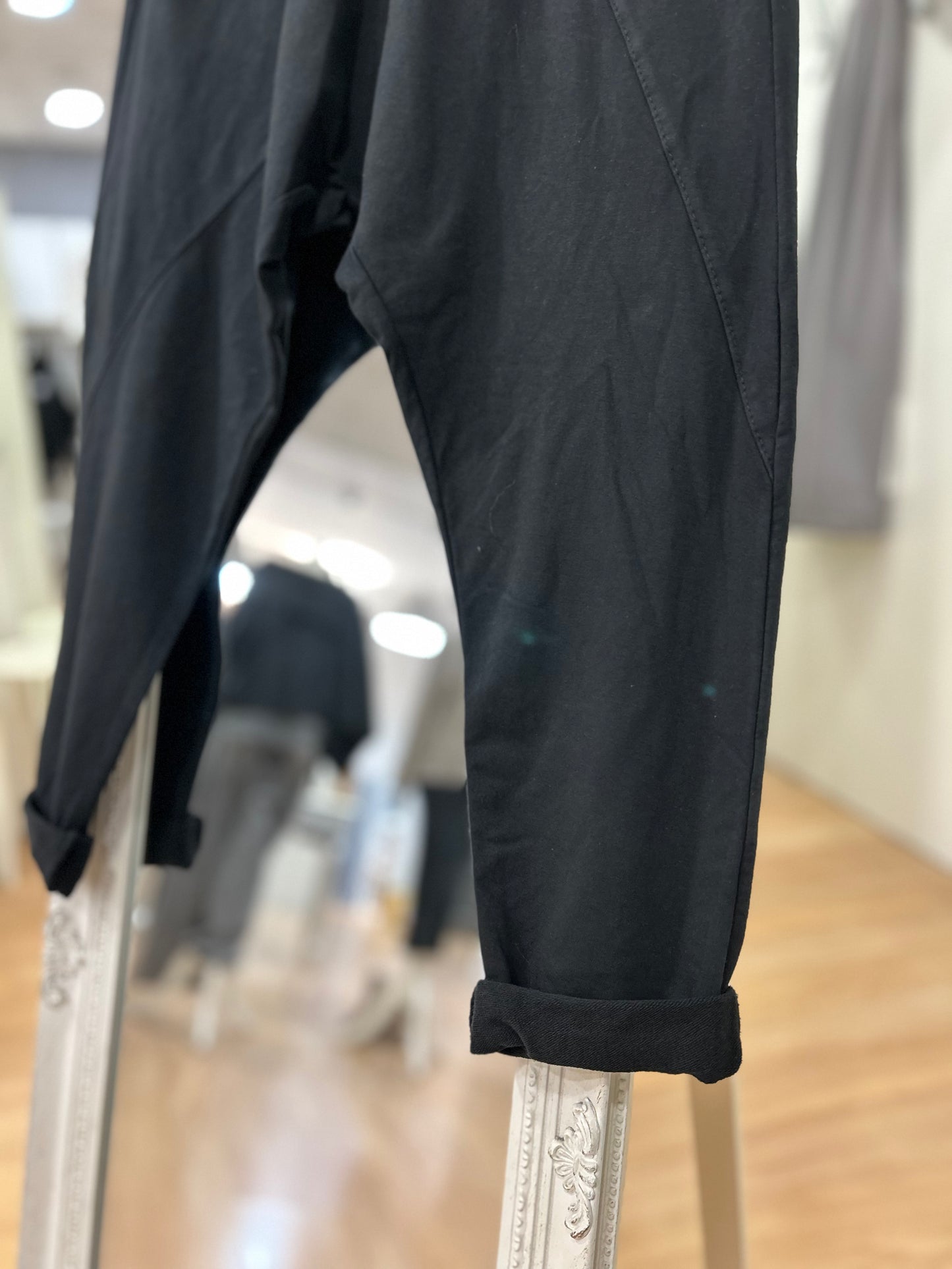 Pantalón baggy negro