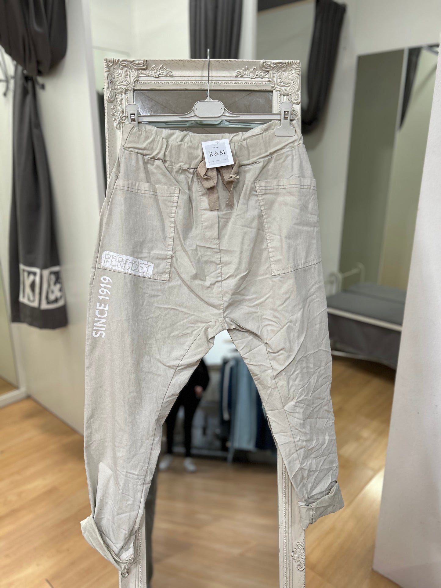 Pantalón Baggy Beige