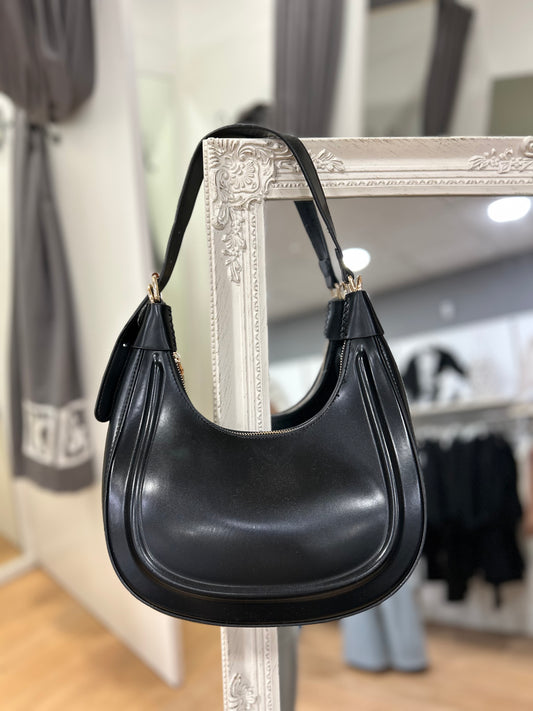 Bolso de hombro negro