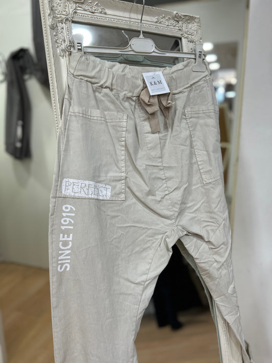 Pantalón Baggy Beige